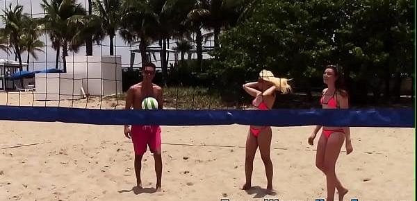 Watch Teens in pov group suck shlong and get banged Sex Video