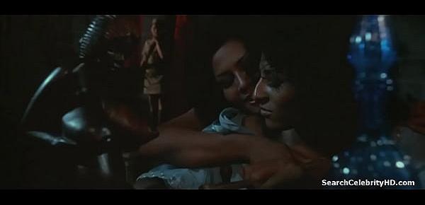 Watch Pam grier sofia moran in women in cages 1971 Sex Video